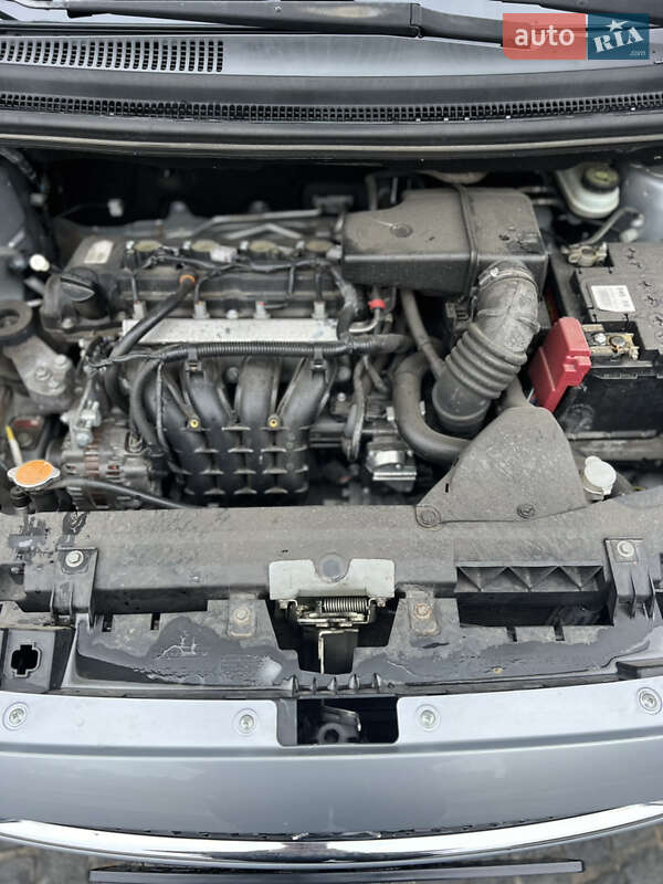 Хэтчбек Mitsubishi Colt 2011 в Днепре