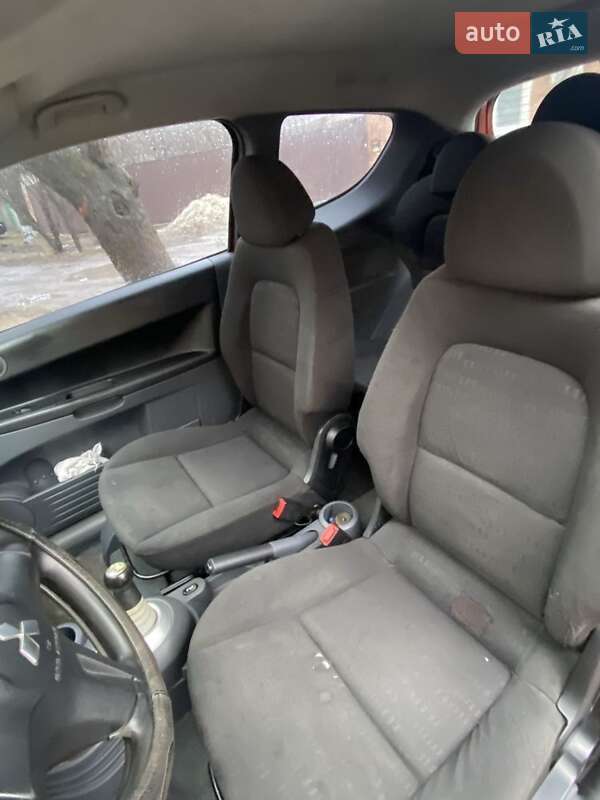 Хэтчбек Mitsubishi Colt 2006 в Харькове фото 4 Хэтчбек Mitsubishi Colt 2006 в Харькове