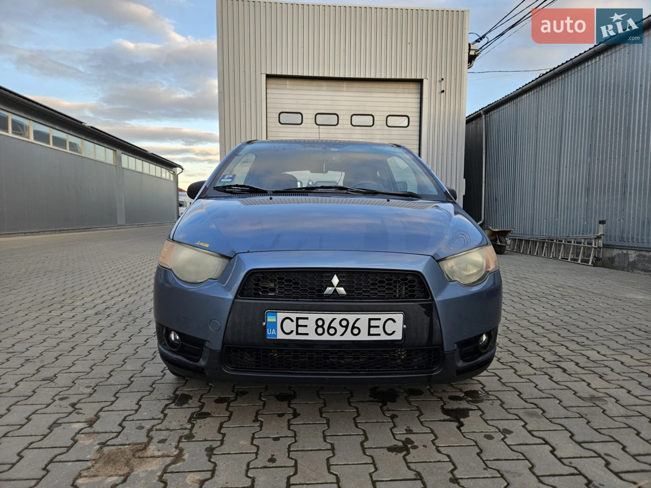 2010 Mitsubishi Colt - мініатюра 20