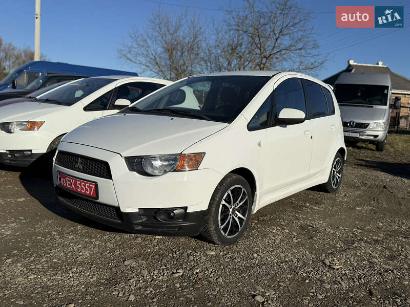 Хетчбек Mitsubishi Colt 2012 в Чернівцях