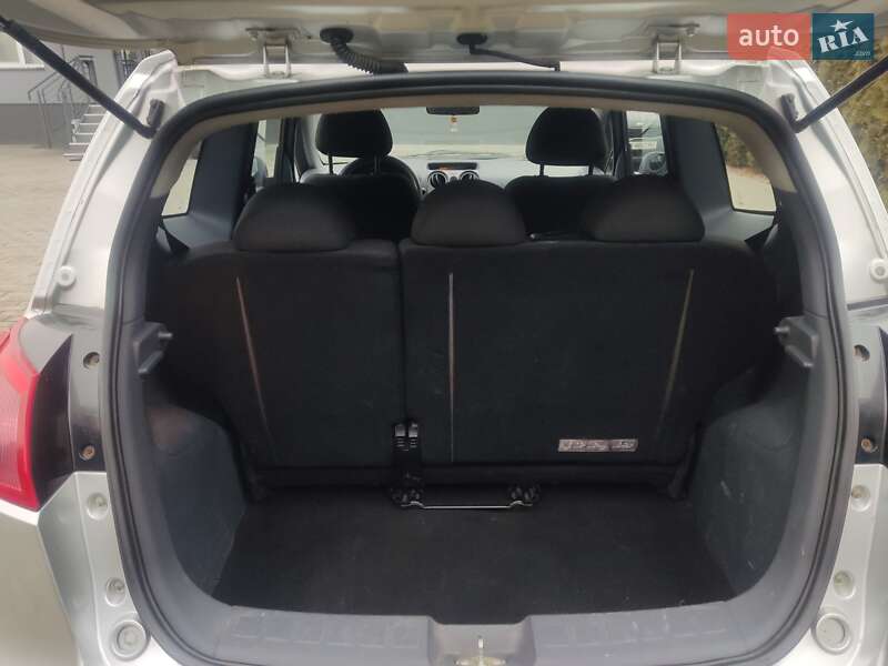 Хэтчбек Mitsubishi Colt 2007 в Киеве