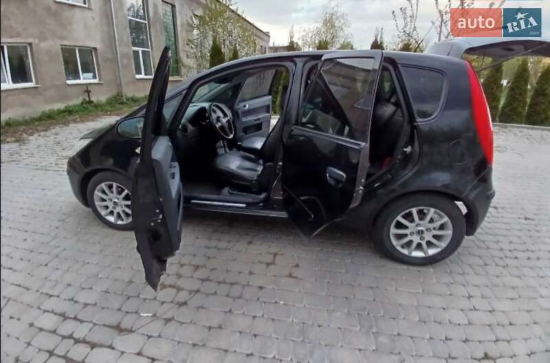 Хэтчбек Mitsubishi Colt 2008 в Ильинцах