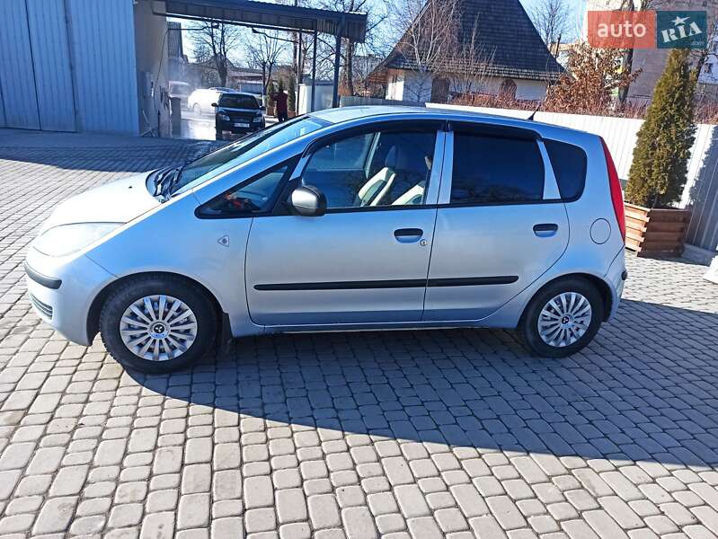 Хэтчбек Mitsubishi Colt 2005 в Староконстантинове