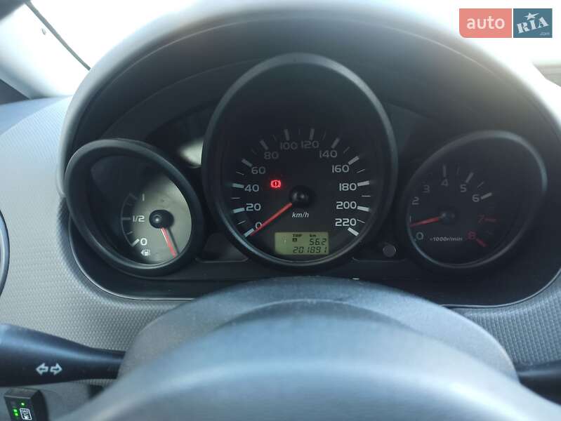 Хэтчбек Mitsubishi Colt 2005 в Староконстантинове