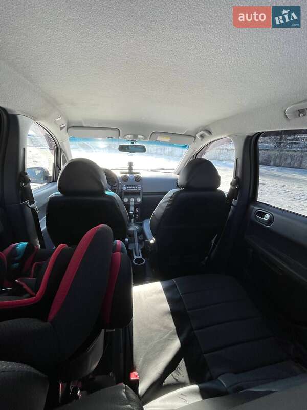 Хетчбек Mitsubishi Colt 2007 в Кам'янському
