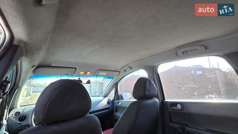Хетчбек Mitsubishi Colt 2007 в Ужгороді