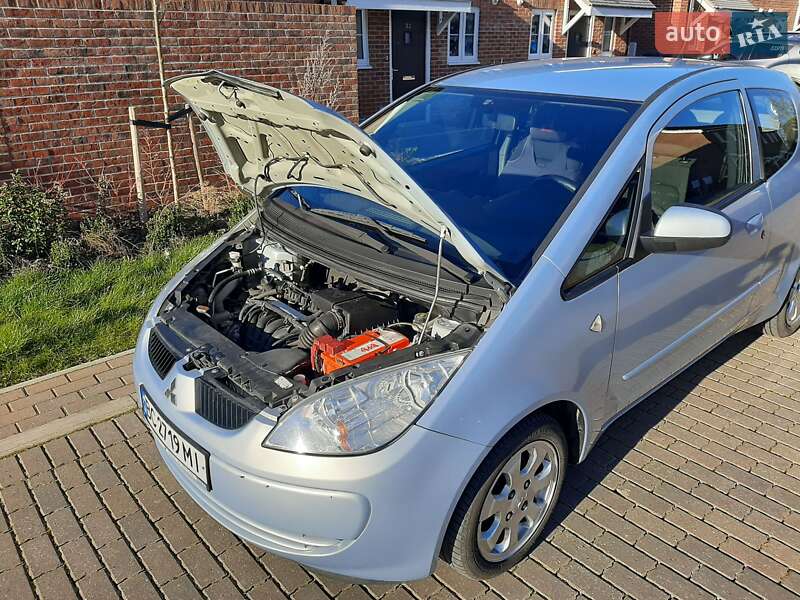 Хэтчбек Mitsubishi Colt 2007 в Львове