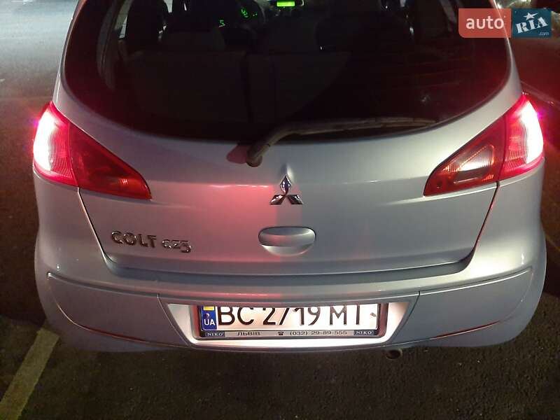 Хэтчбек Mitsubishi Colt 2007 в Львове