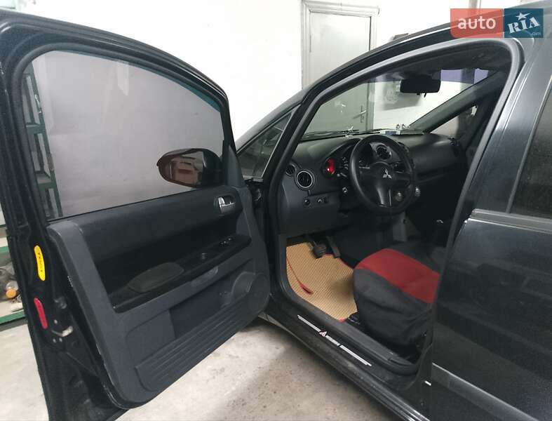 Хэтчбек Mitsubishi Colt 2007 в Житомире