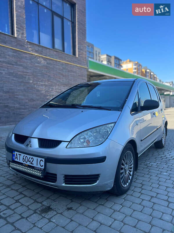 Хэтчбек Mitsubishi Colt 2006 в Ивано-Франковске