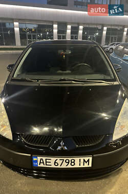 Хэтчбек Mitsubishi Colt 2005 в 