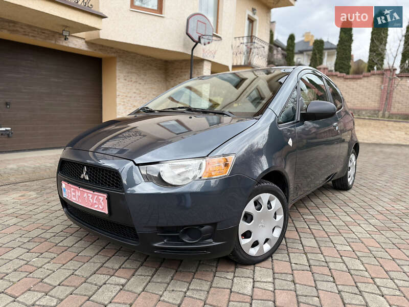 Хэтчбек Mitsubishi Colt 2009 в Черновцах