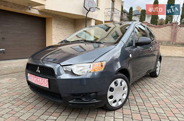 Хэтчбек Mitsubishi Colt 2009 в 