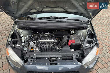 Хэтчбек Mitsubishi Colt 2009 в 