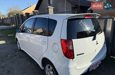 Хэтчбек Mitsubishi Colt 2009 в 