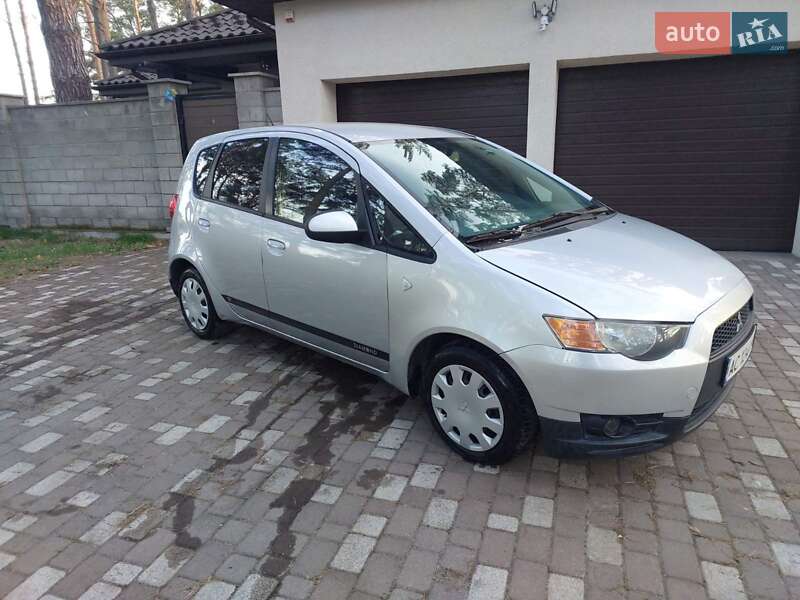 Хэтчбек Mitsubishi Colt 2011 в Чернигове