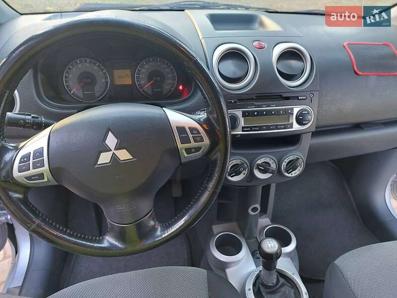 Хэтчбек Mitsubishi Colt 2011 в Чернигове