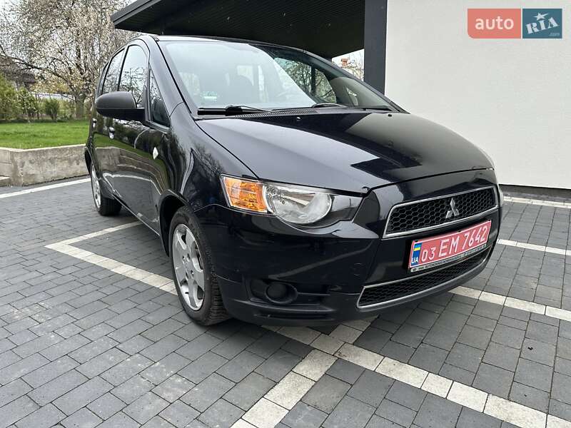 Хэтчбек Mitsubishi Colt 2012 в Черновцах