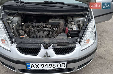 Хэтчбек Mitsubishi Colt 2008 в 