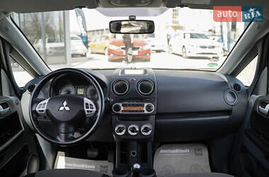Хэтчбек Mitsubishi Colt 2009 в 