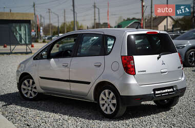 Хэтчбек Mitsubishi Colt 2009 в 