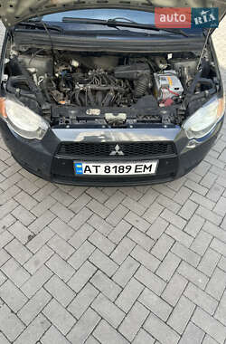 Хэтчбек Mitsubishi Colt 2010 в 