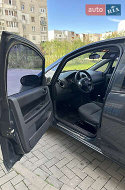 Хэтчбек Mitsubishi Colt 2010 в 