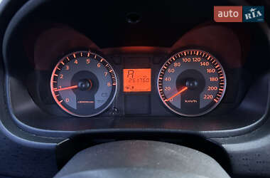 Хэтчбек Mitsubishi Colt 2010 в 
