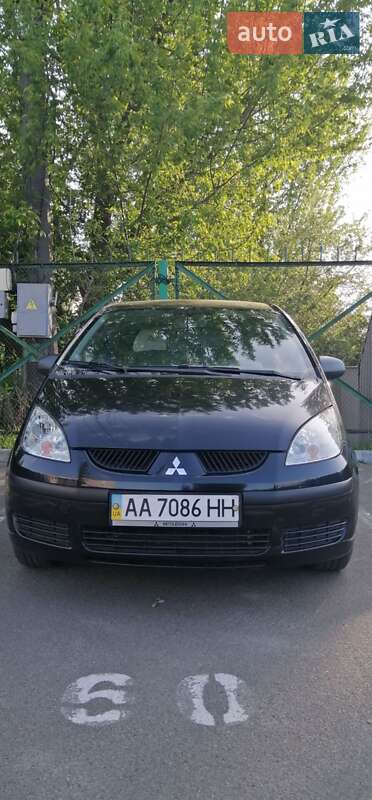 Хэтчбек Mitsubishi Colt 2008 в 