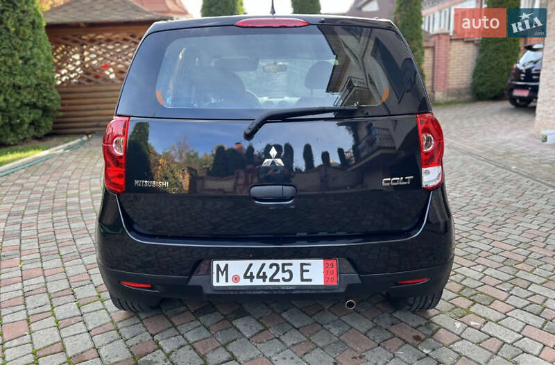 Хетчбек Mitsubishi Colt 2011 в Чернівцях