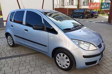Хэтчбек Mitsubishi Colt 2004 в 