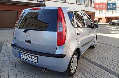 Хэтчбек Mitsubishi Colt 2004 в 