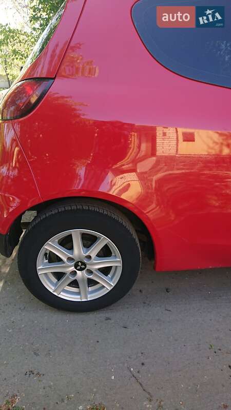 Хетчбек Mitsubishi Colt 2010 в Черкасах