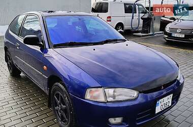 Хетчбек Mitsubishi Colt 1997 в Чернівцях