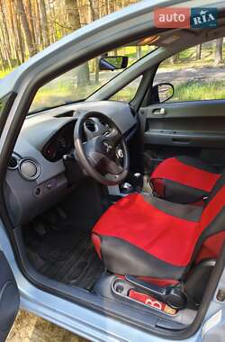 Хетчбек Mitsubishi Colt 2006 в 