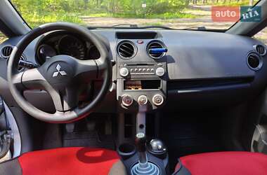 Хетчбек Mitsubishi Colt 2006 в 