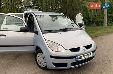 Хэтчбек Mitsubishi Colt 2005 в 