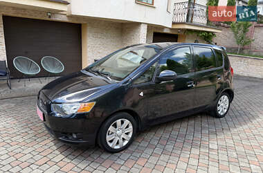 Хэтчбек Mitsubishi Colt 2010 в 