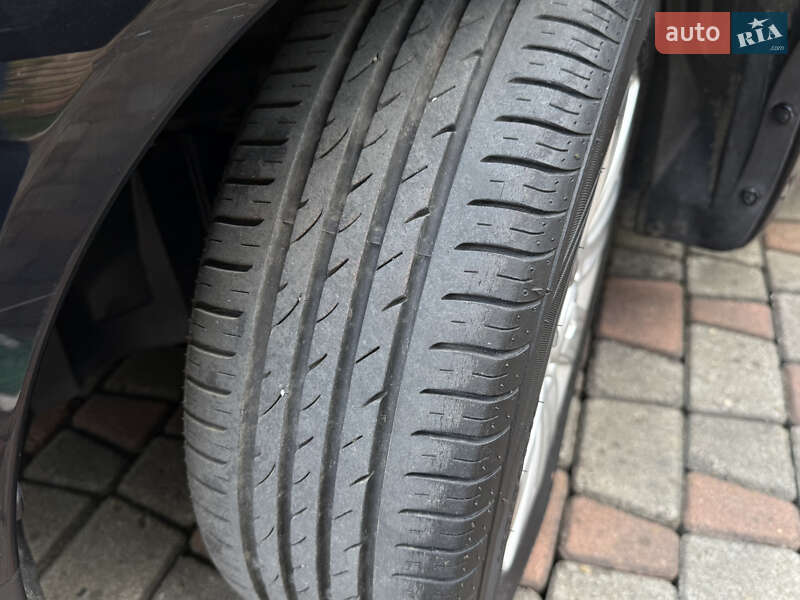 Хэтчбек Mitsubishi Colt 2010 в Черновцах