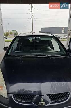 Хэтчбек Mitsubishi Colt 2007 в 