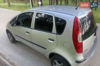 Хэтчбек Mitsubishi Colt 2006 в 