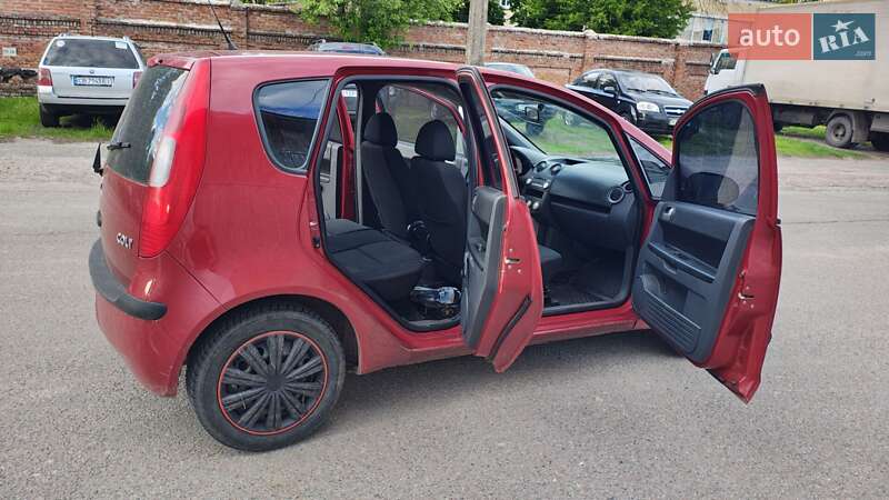 Хетчбек Mitsubishi Colt 2008 в Чернігові