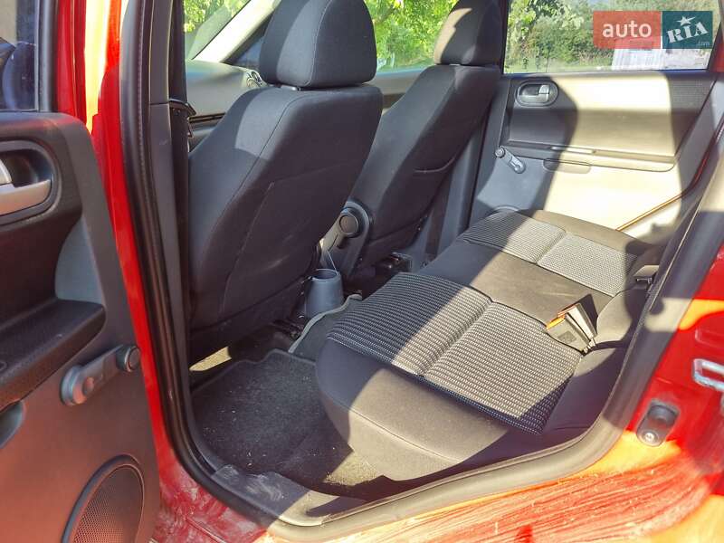 Хэтчбек Mitsubishi Colt 2007 в Житомире