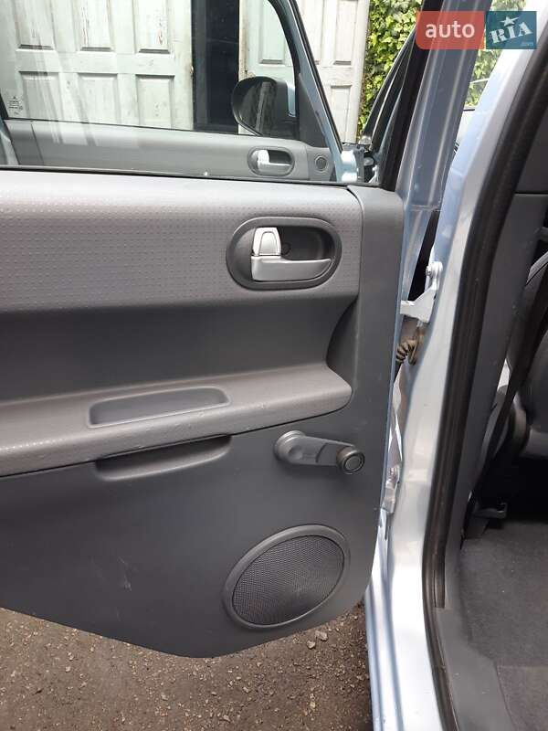 Хэтчбек Mitsubishi Colt 2004 в Житомире