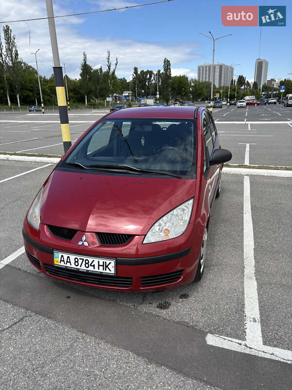 Хэтчбек Mitsubishi Colt 2008 в Киеве