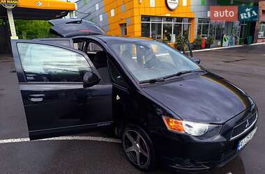 Хэтчбек Mitsubishi Colt 2011 в 