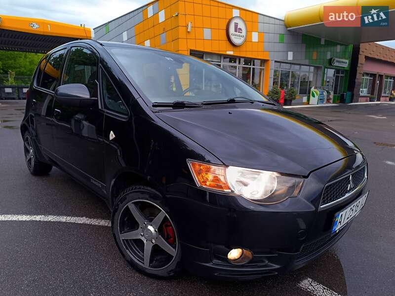 Хэтчбек Mitsubishi Colt 2011 в Киеве