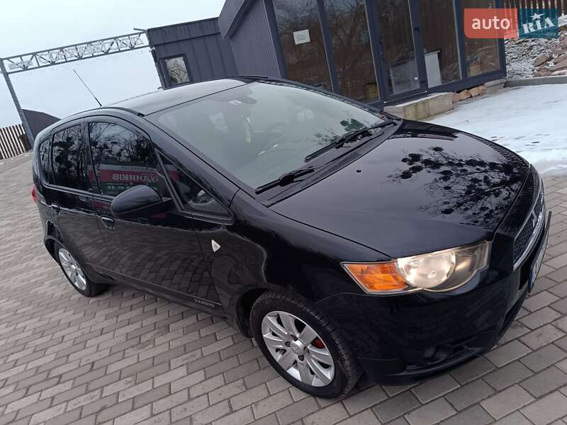 Хэтчбек Mitsubishi Colt 2011 в Киеве