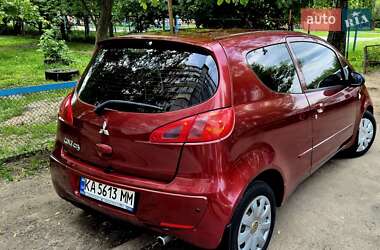 Хэтчбек Mitsubishi Colt 2007 в 
