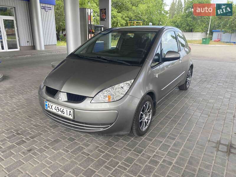 Хетчбек Mitsubishi Colt 2008 в 